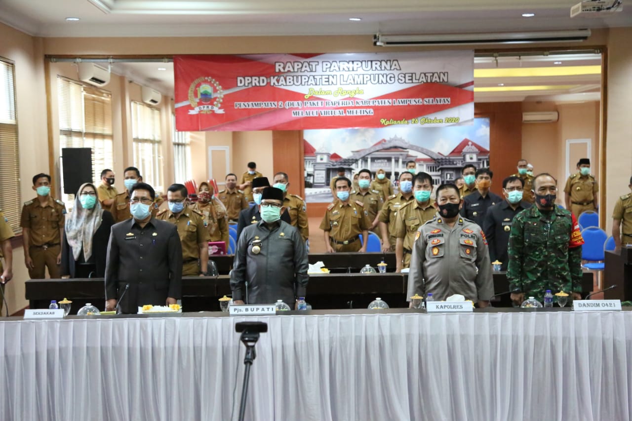 Rapat Paripurna, Pjs Bupati Lampung Selatan Sampaikan Dua Raperda Secara Virtual