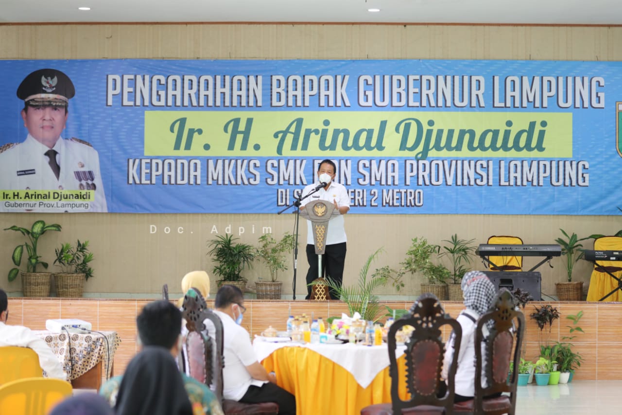 Pertemuan dengan Ketua MKKS SMK/ SMA se-Provinsi Lampung, Gubernur Arinal Ingatkan Peran Kepala Sekolah Vital dan Strategis Tingkatkan Kinerja Sekolah