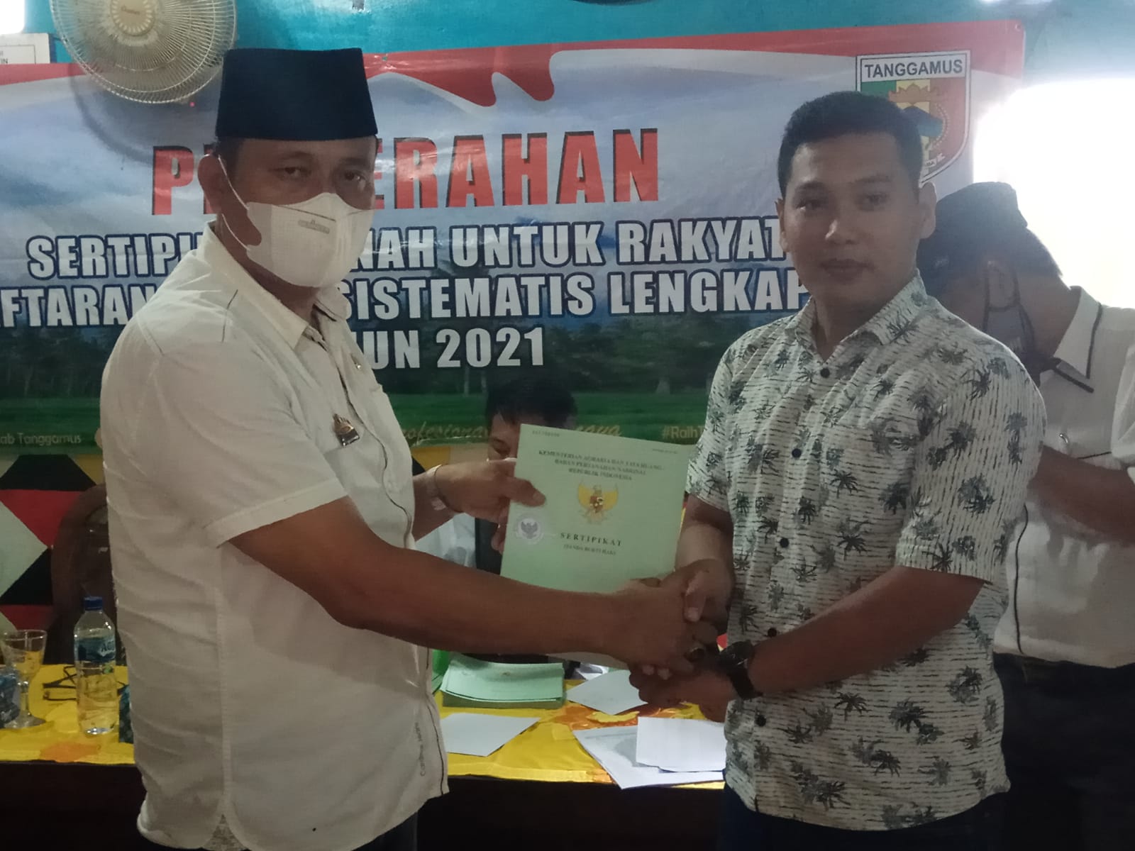 Pekon Negara Batin Bersama ATR BPN Tanggamua Bagikan 153 Sertifikat Tanah