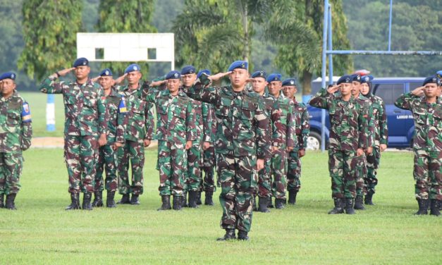 Danlanud BNY Pimpin Upacara Bendera Mingguan