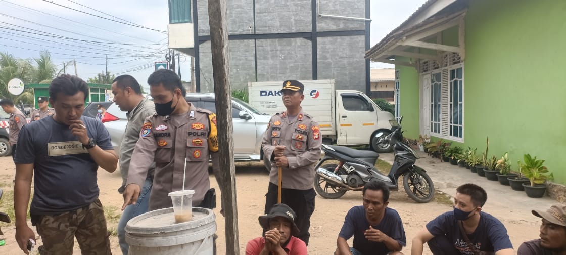 Permainan Judi Sabung Ayam Digerebek Polsek Sukarame