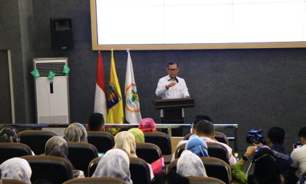 Sekdaprov Lampung Pimpin Rapat Koordinasi dan Evaluasi Penyelenggaraan Pelayanan Kesehatan di RSUD Dr. H. Abdul Moeloek