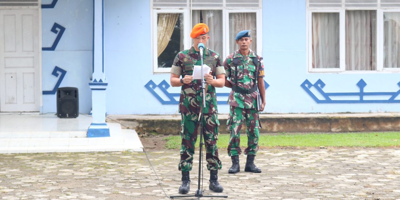 Bacakan Amanat Kasau, Danlanud BNY Pimpim Apel Luar Biasa