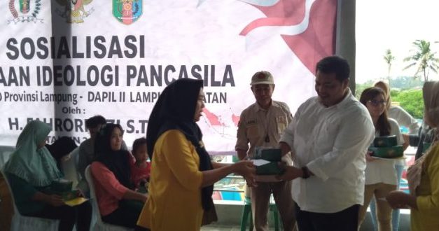 H. Fahrorrozi, ST Anggota DPRD Provinsi Lampung Sosialisasikan Ideologi Pancasila di Kecamatan Jati Agung