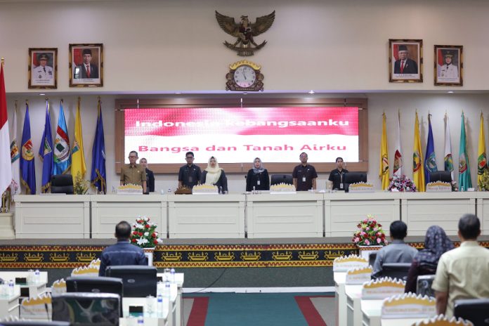 Jawaban Gubernur atas Pemandangan Umun Fraksi dalam Sidang Paripurna DPRD Lampung