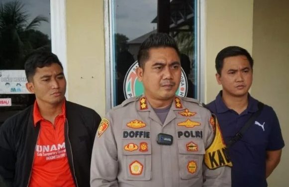 Anggota Resnarkoba Lamteng Dihadang Warga Ketika Melakukan Penangkapan