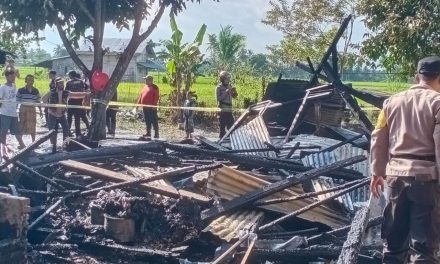 Polsek Wonosobo Identifikasi Kebakaran Kebakaran Rumah di Pekon Srimelati