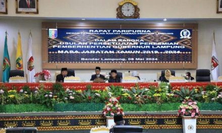 Paripurna DPRD, Ratusan Penghargaan Telah Diraih Oleh Provinsi Lampung Hasil Kerja Keras Semua Pihak